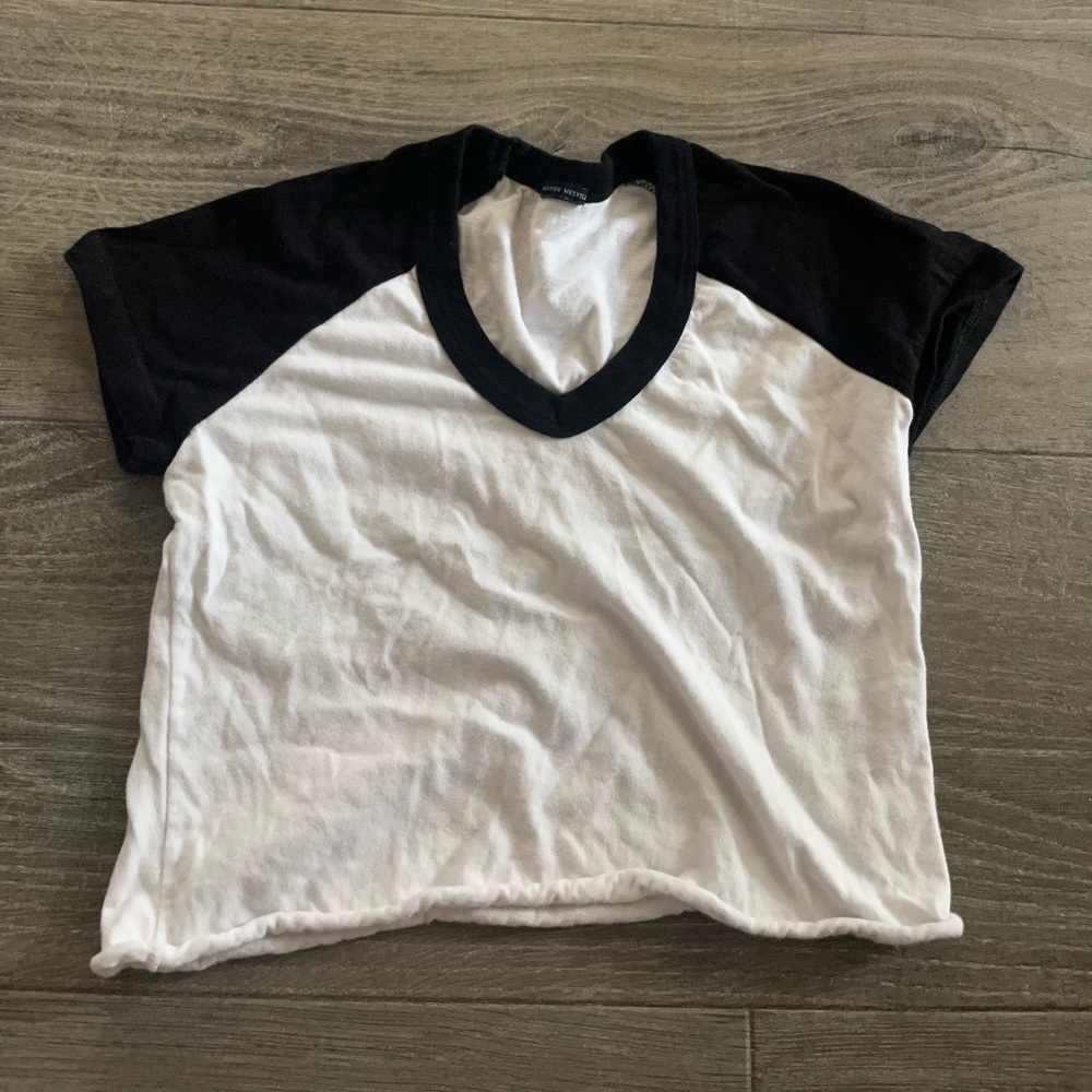 Brandy Melville Cropped Tee